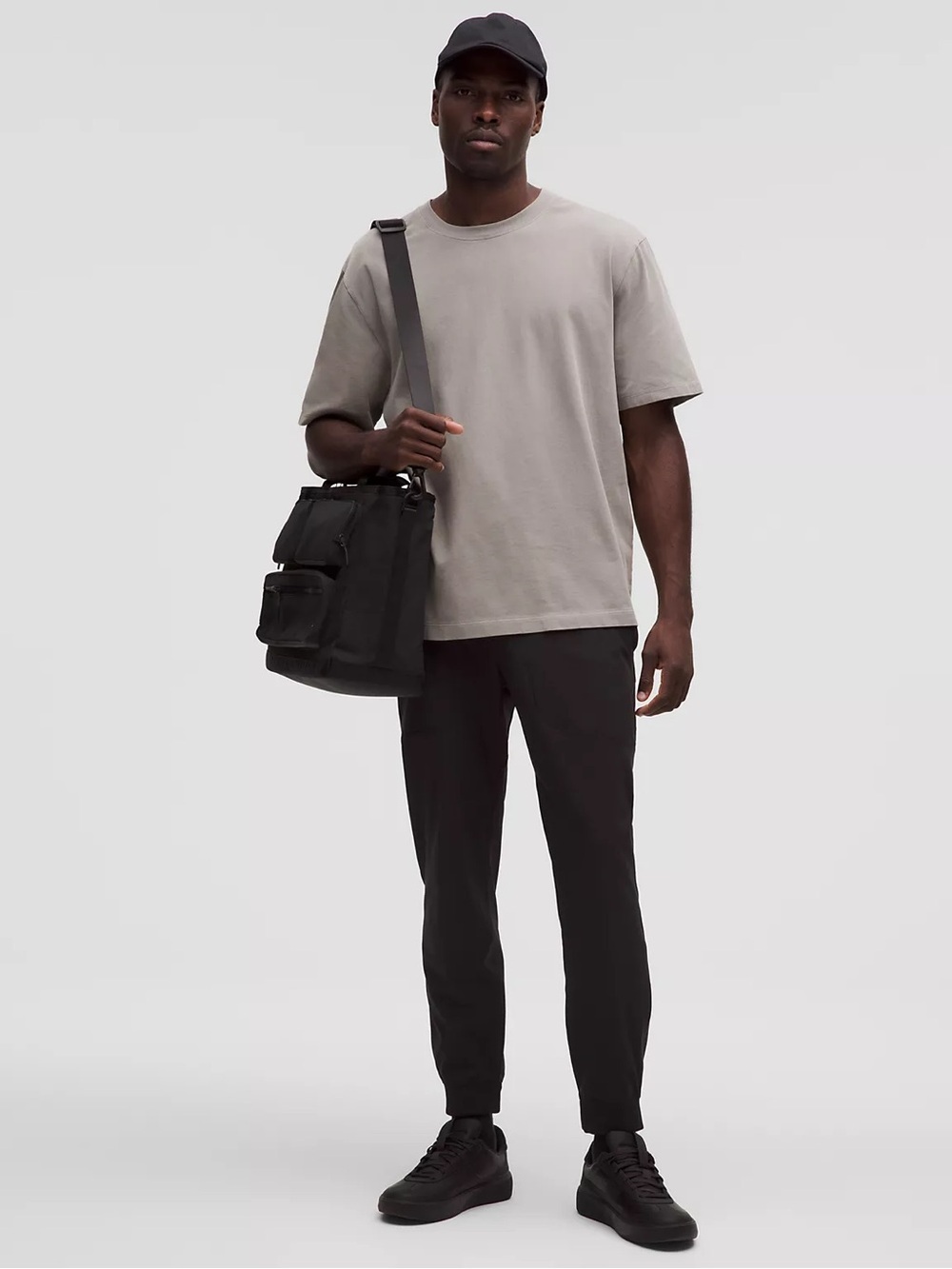 Lululemon Men's Black ABC Jogger Pants size medium classic tapered fit NWT